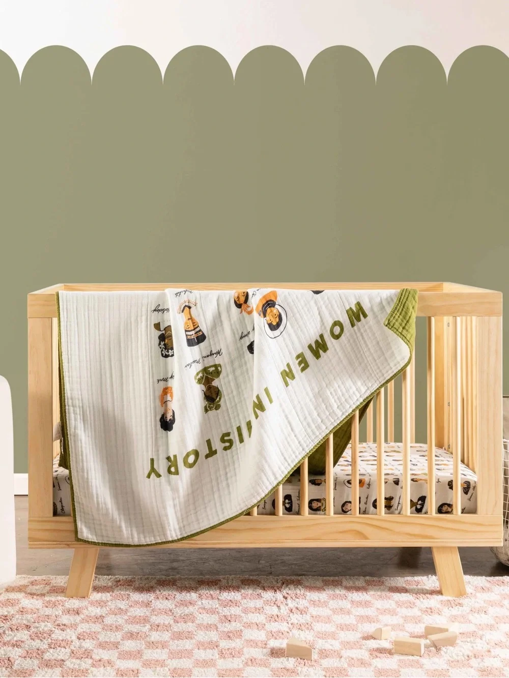 Babyletto Women in History Organic Muslin Cotton Crib Quilt